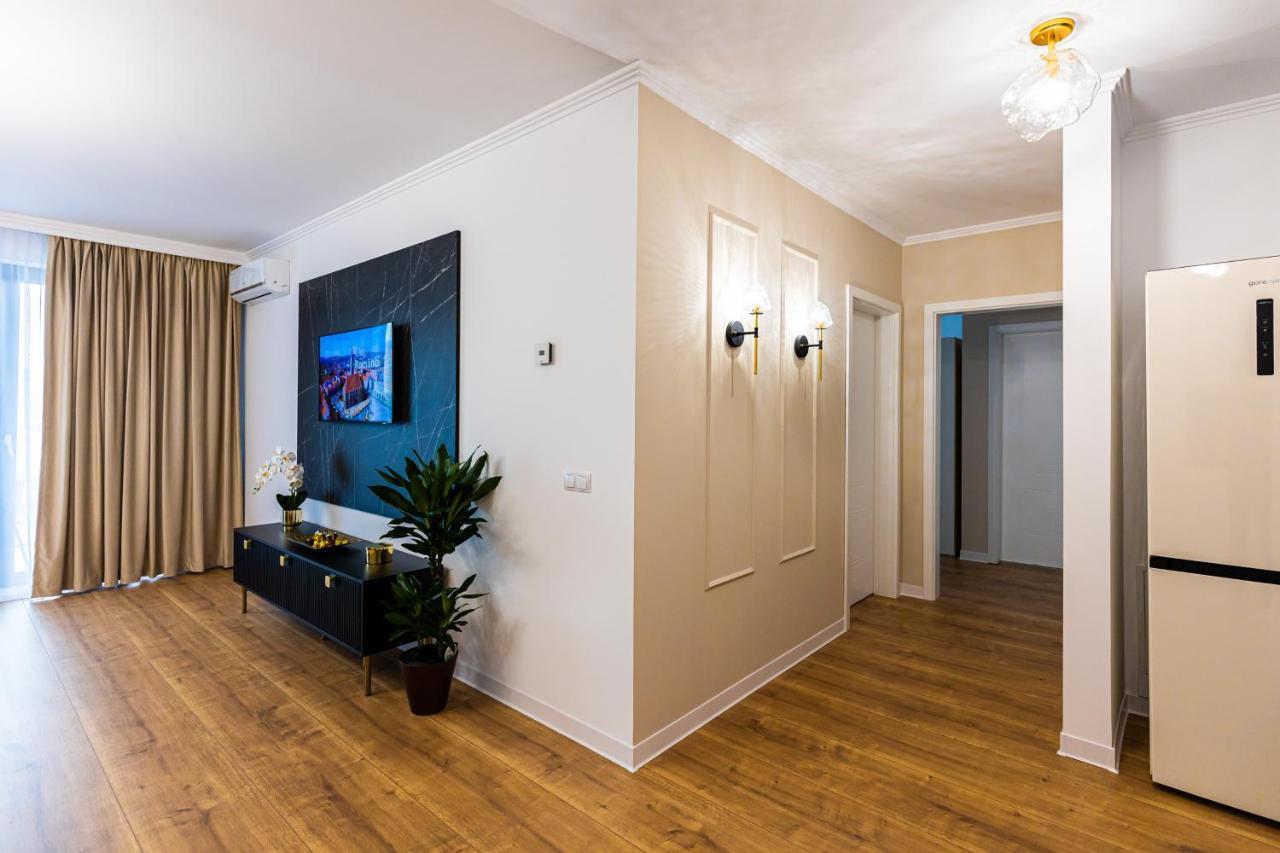 קלוז'-נאפוקה Moon Luxury Apartment - Sunset View מראה חיצוני תמונה